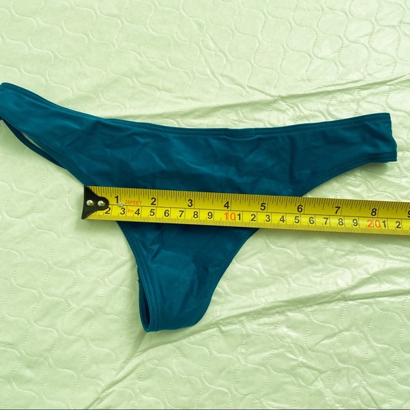 Victoria’s Secret teal satin cage v-string thong - Picture 9 of 10